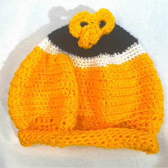 Handmade Hand Crocheted Color Block Strata Striped Beanie Hat Yellow Black OSFM - Picture 1 of 8